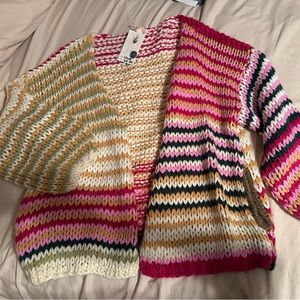Colorful cardigan with pockets!
